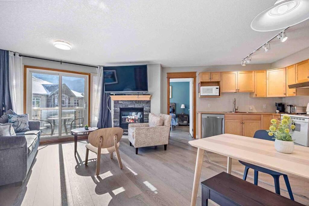 Lux 2Br 5Bd Suite Mountain View! Canmore Exterior photo